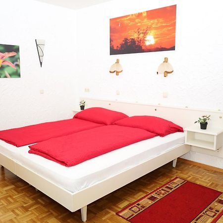 Ferienwohnung Schellander Privatstrand Velden am Wörther See Extérieur photo